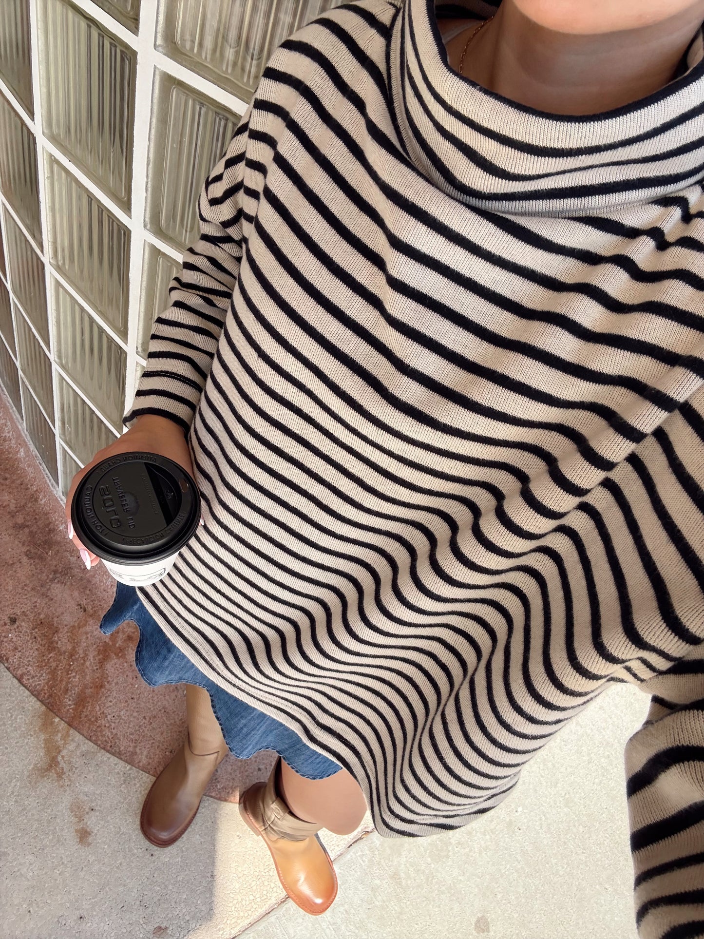 Downtime Turtleneck Pullover-Taupe/Black