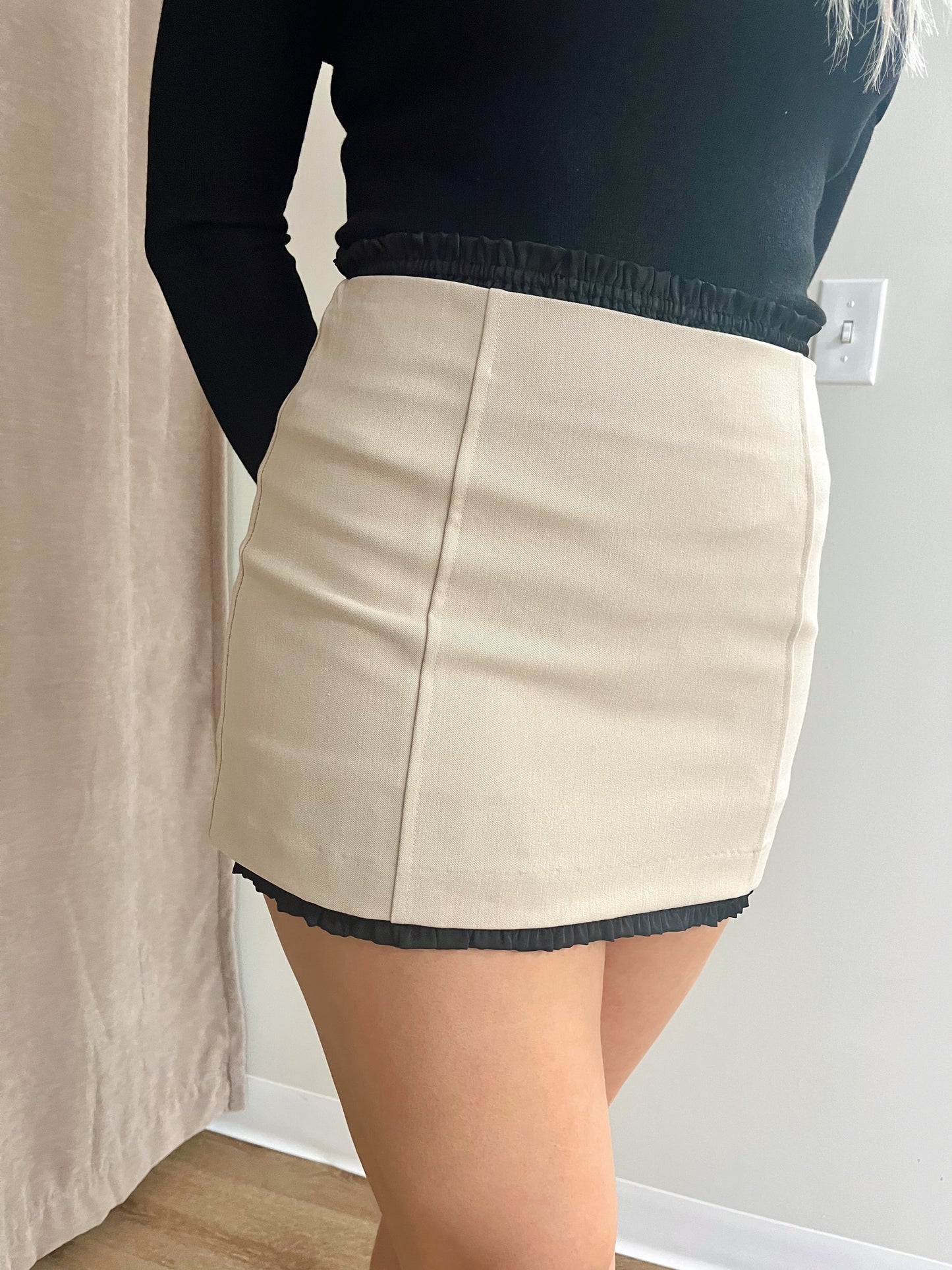 Cortney Contrast Ruffle Hem Skirt-Khaki
