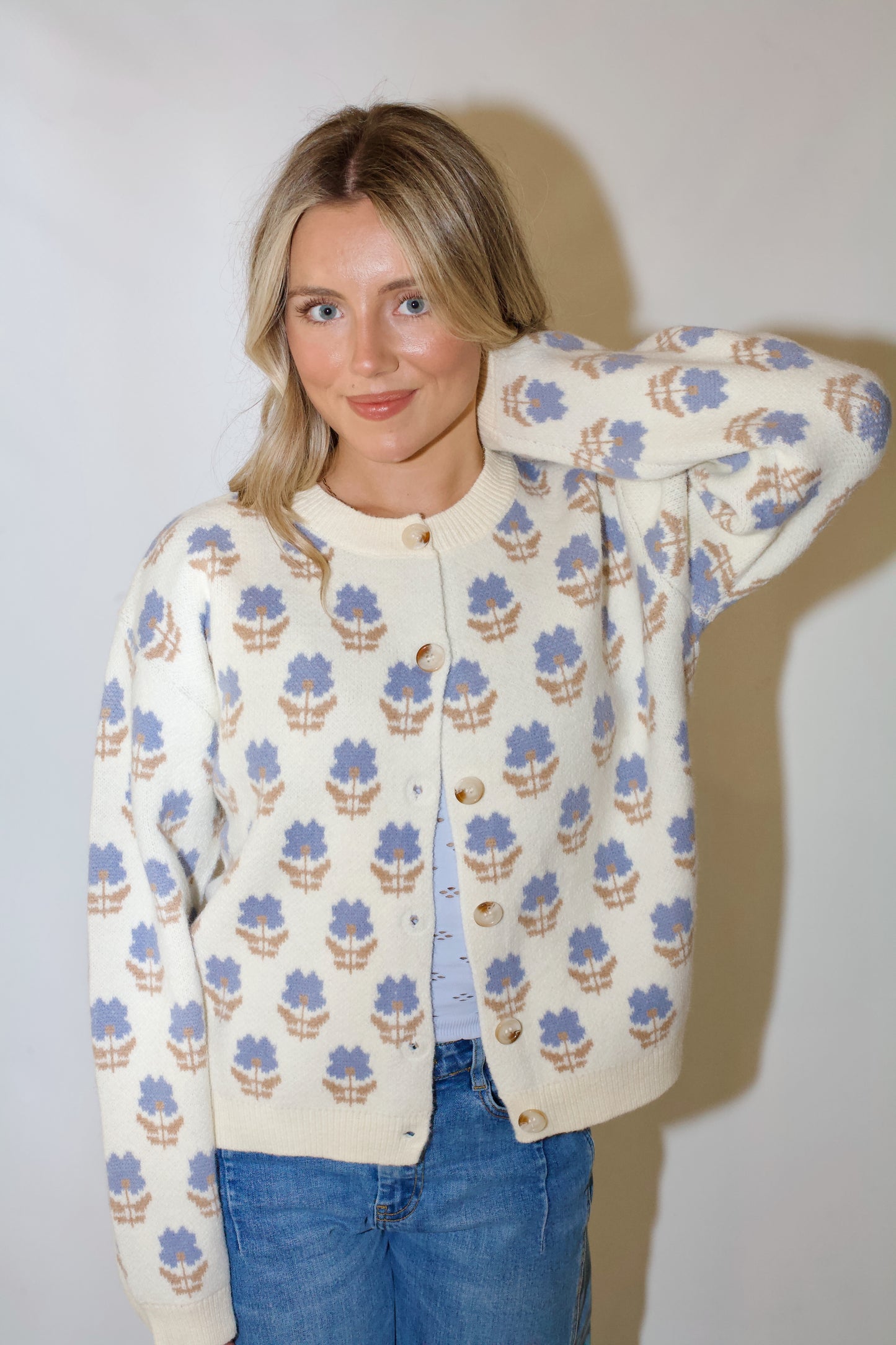 Campus Core Floral Cardi- Cream/Blue