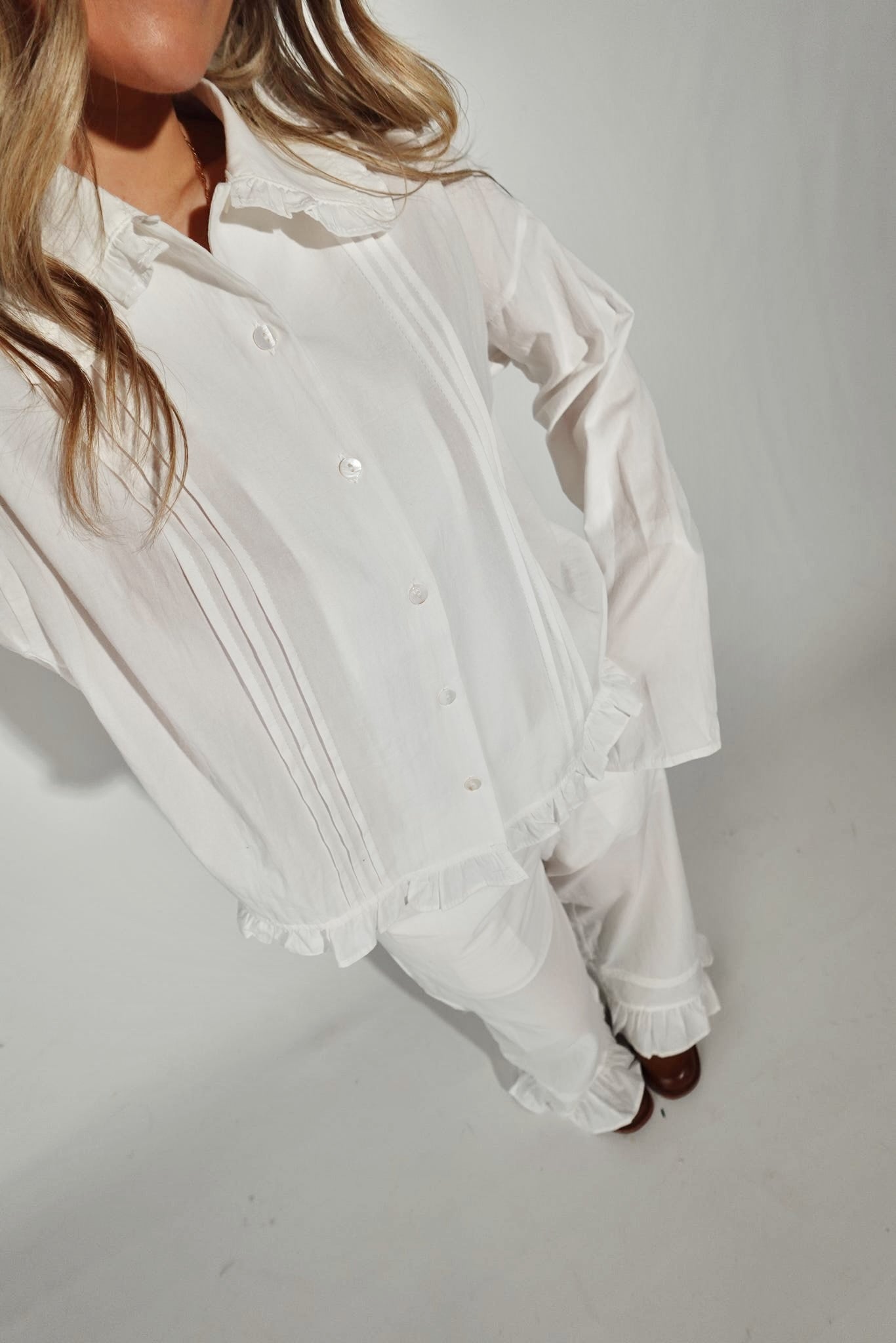 Ainsley Ruffle Pull-Ons- White