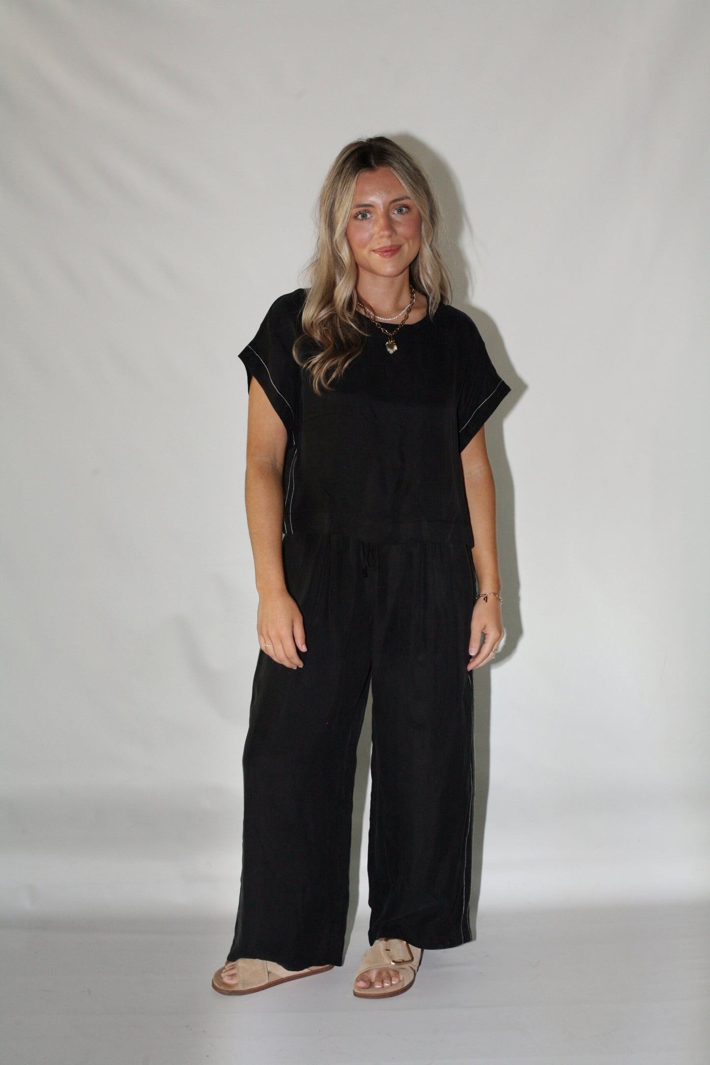 Straight Shot Pants- Black