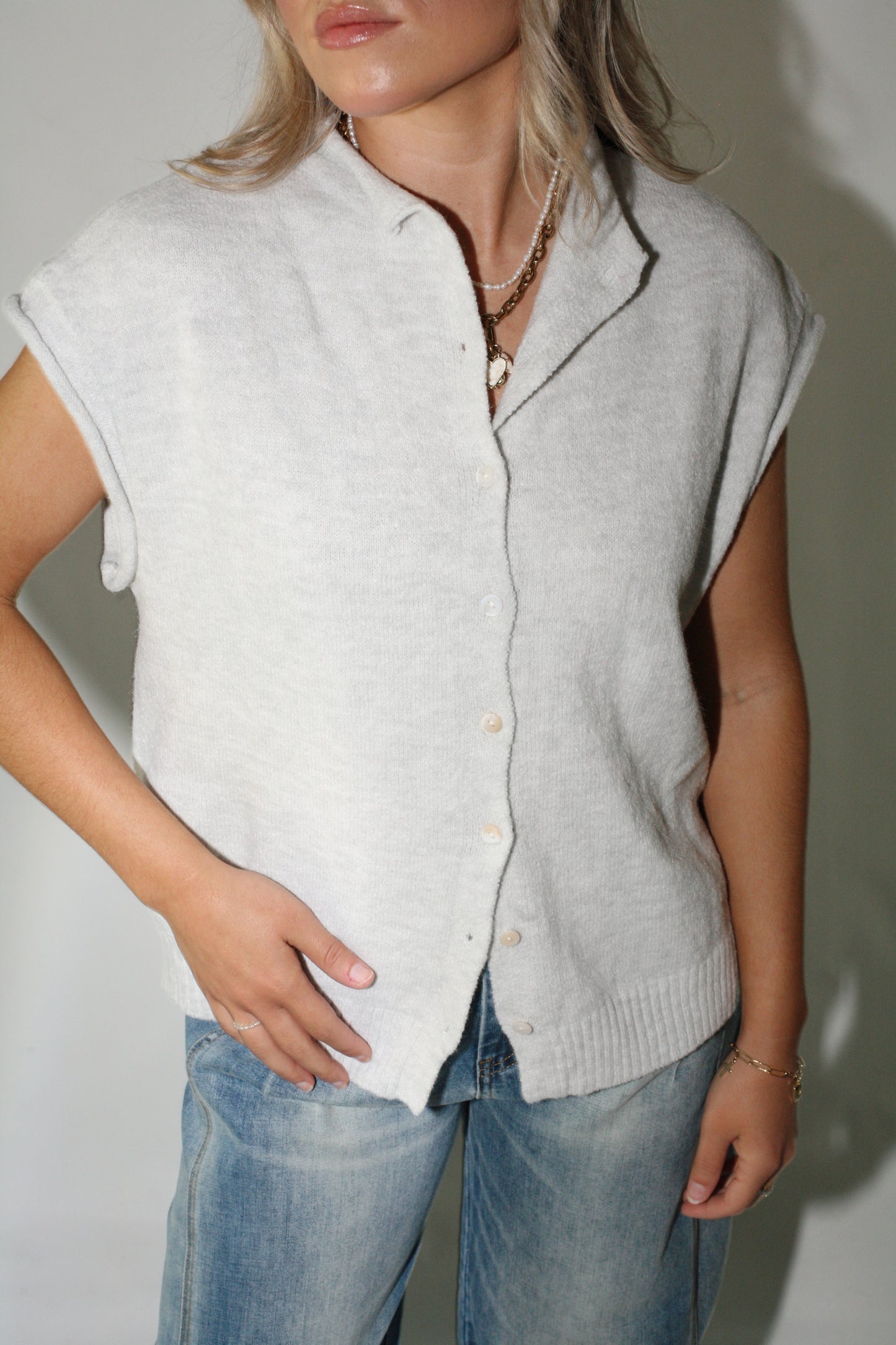 Piper Vest- Light Grey