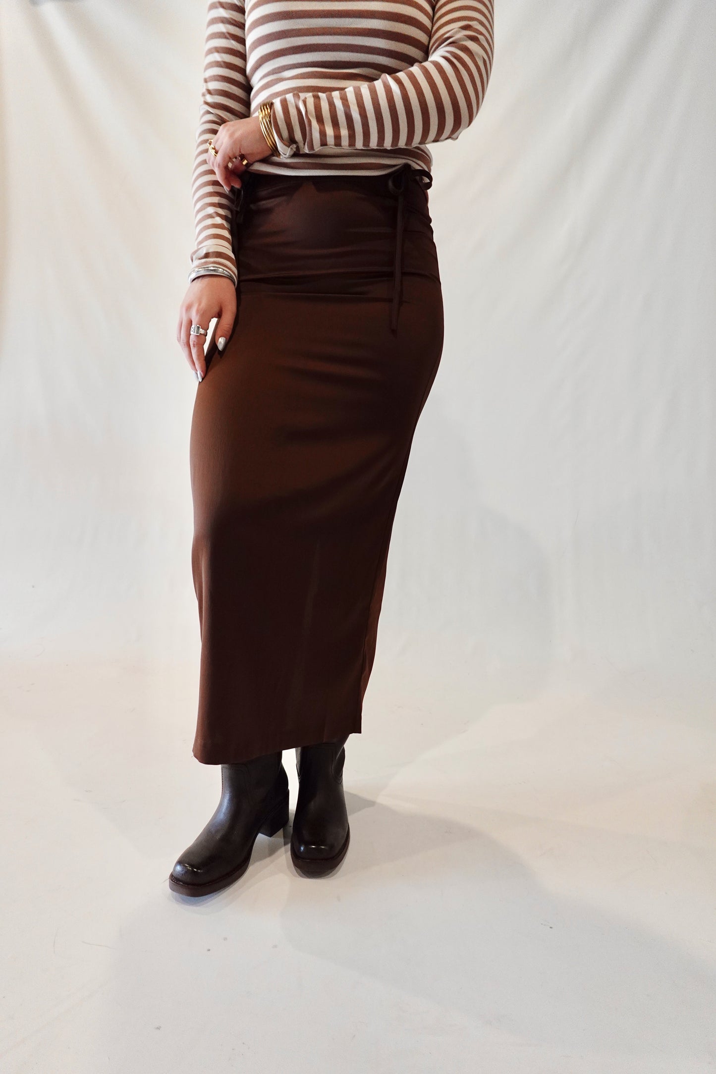 Rosetto Column Skirt- Potting Soil