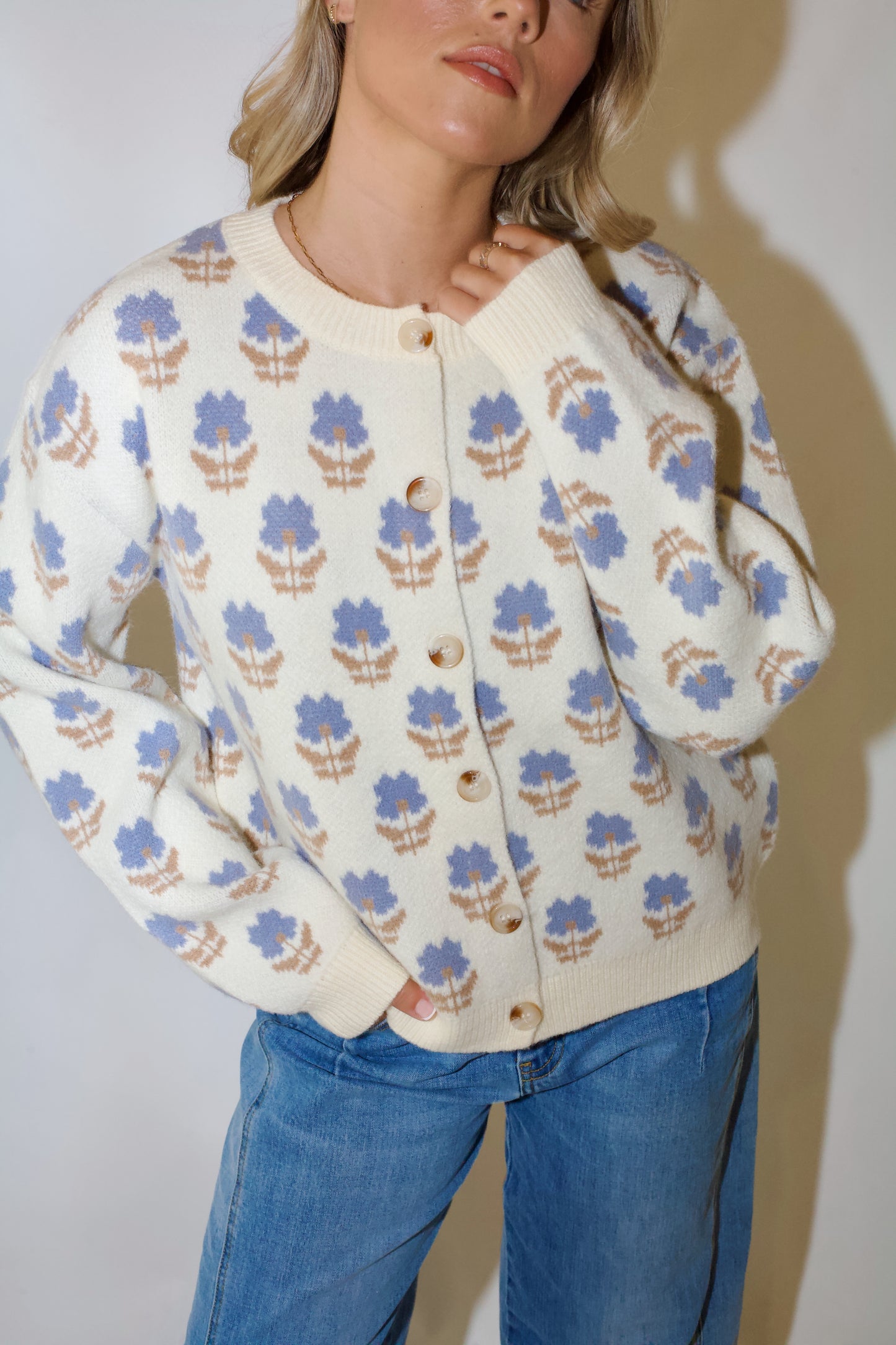 Campus Core Floral Cardi- Cream/Blue