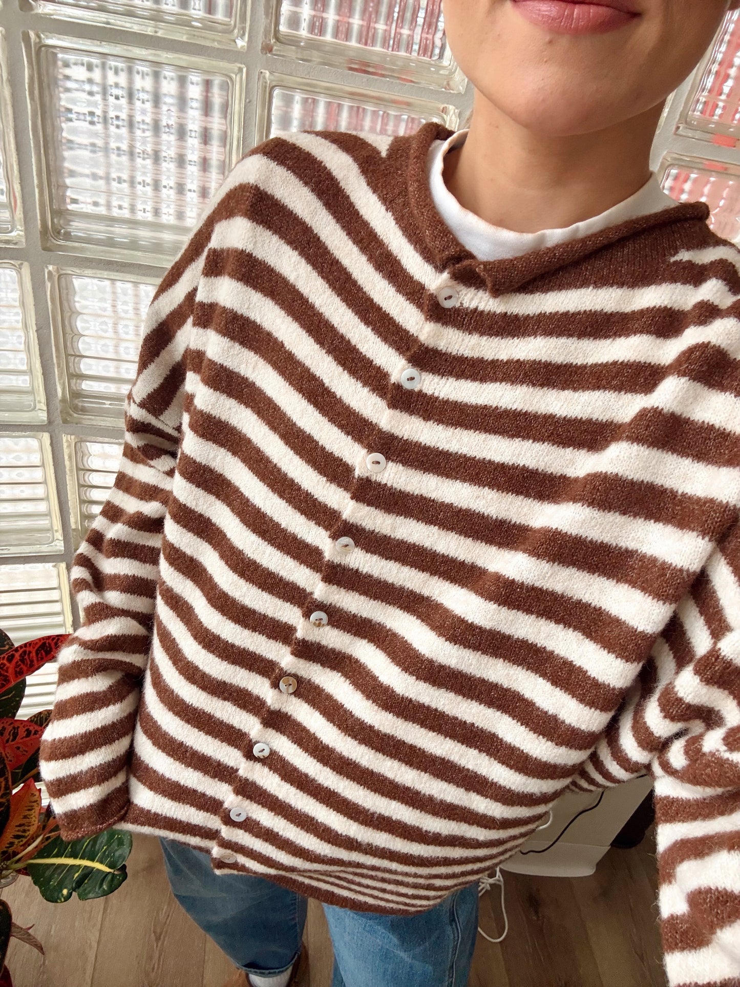 Piper Cardigan- Brown/White