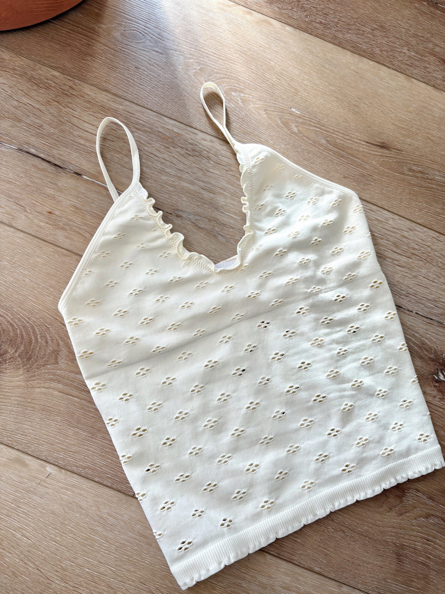 Sara Seamless Cami- Cream