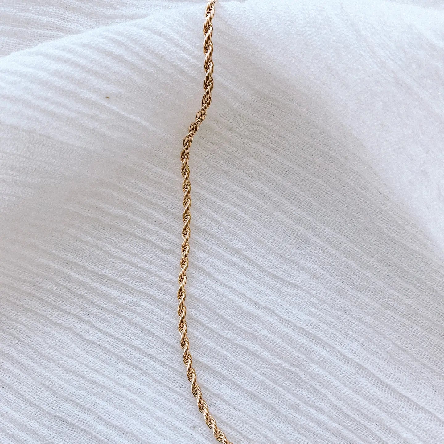 Paola Twist Chain- Airotciv by Victoria