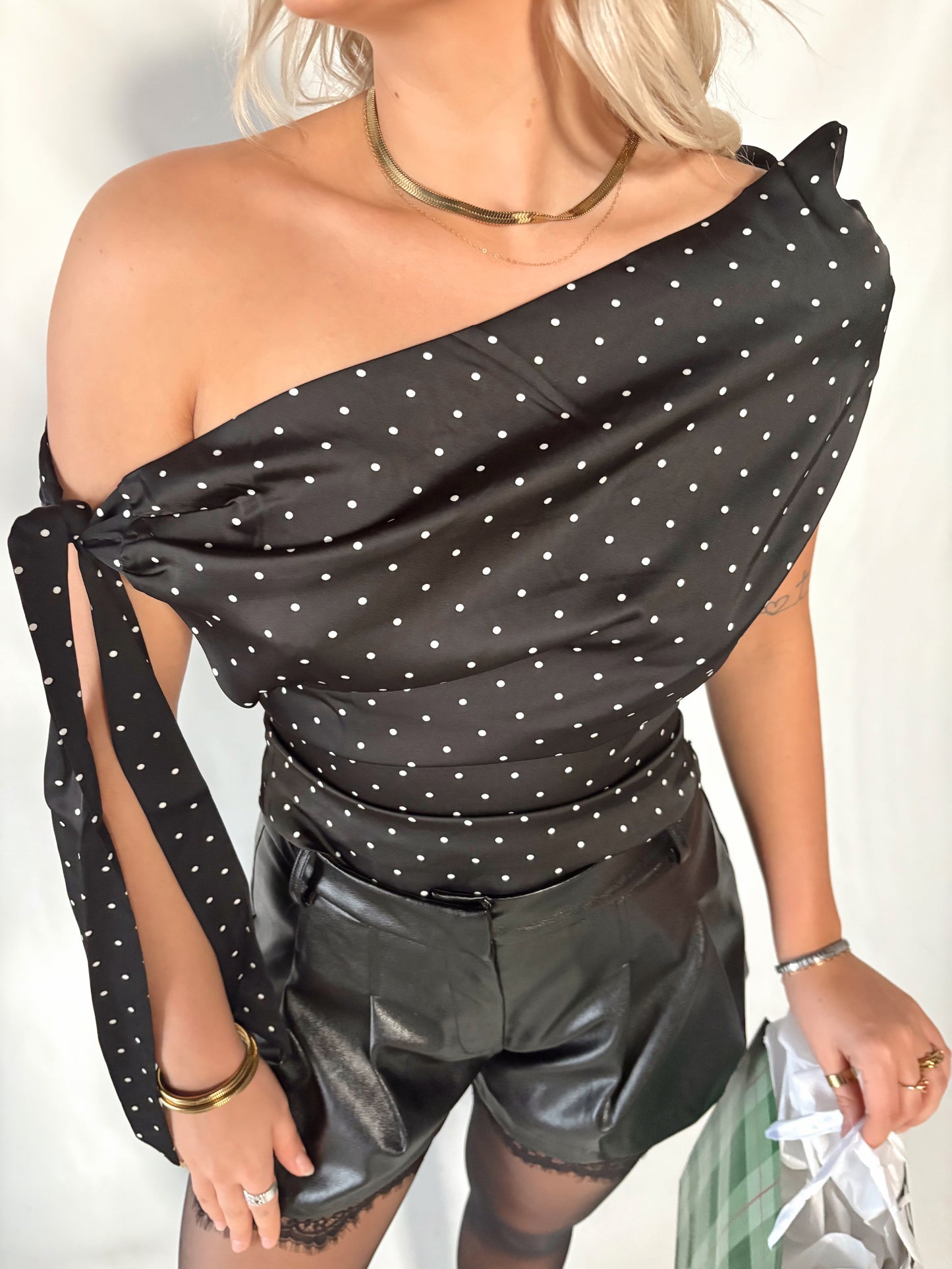 Celestine Top- Black