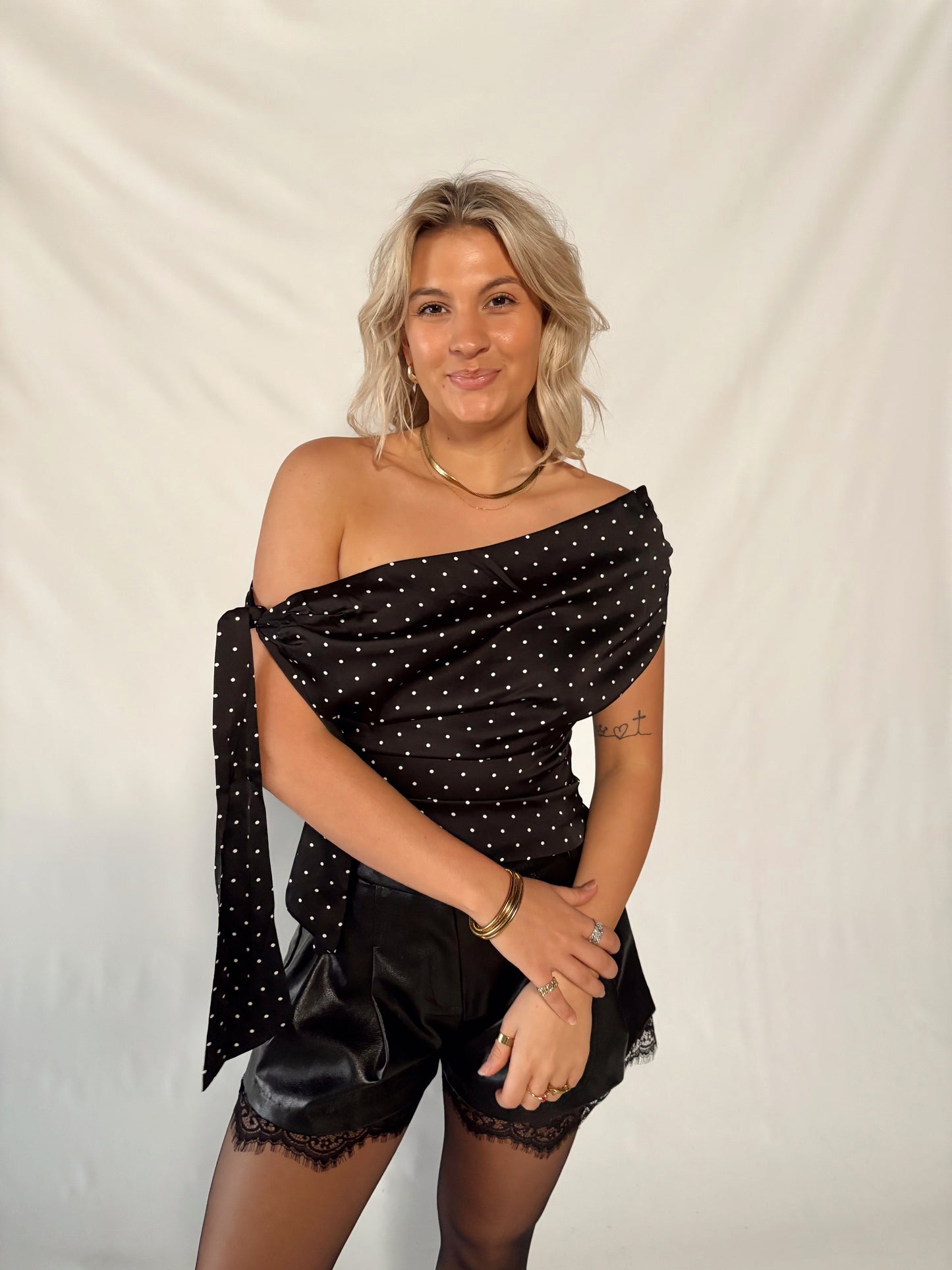 Celestine Top- Black