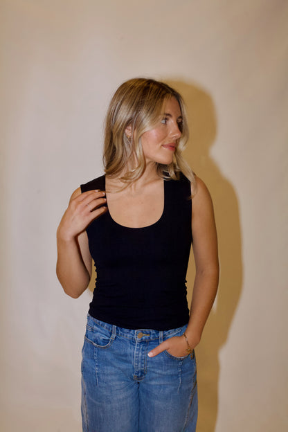 Final Score Seamless Tank- Black