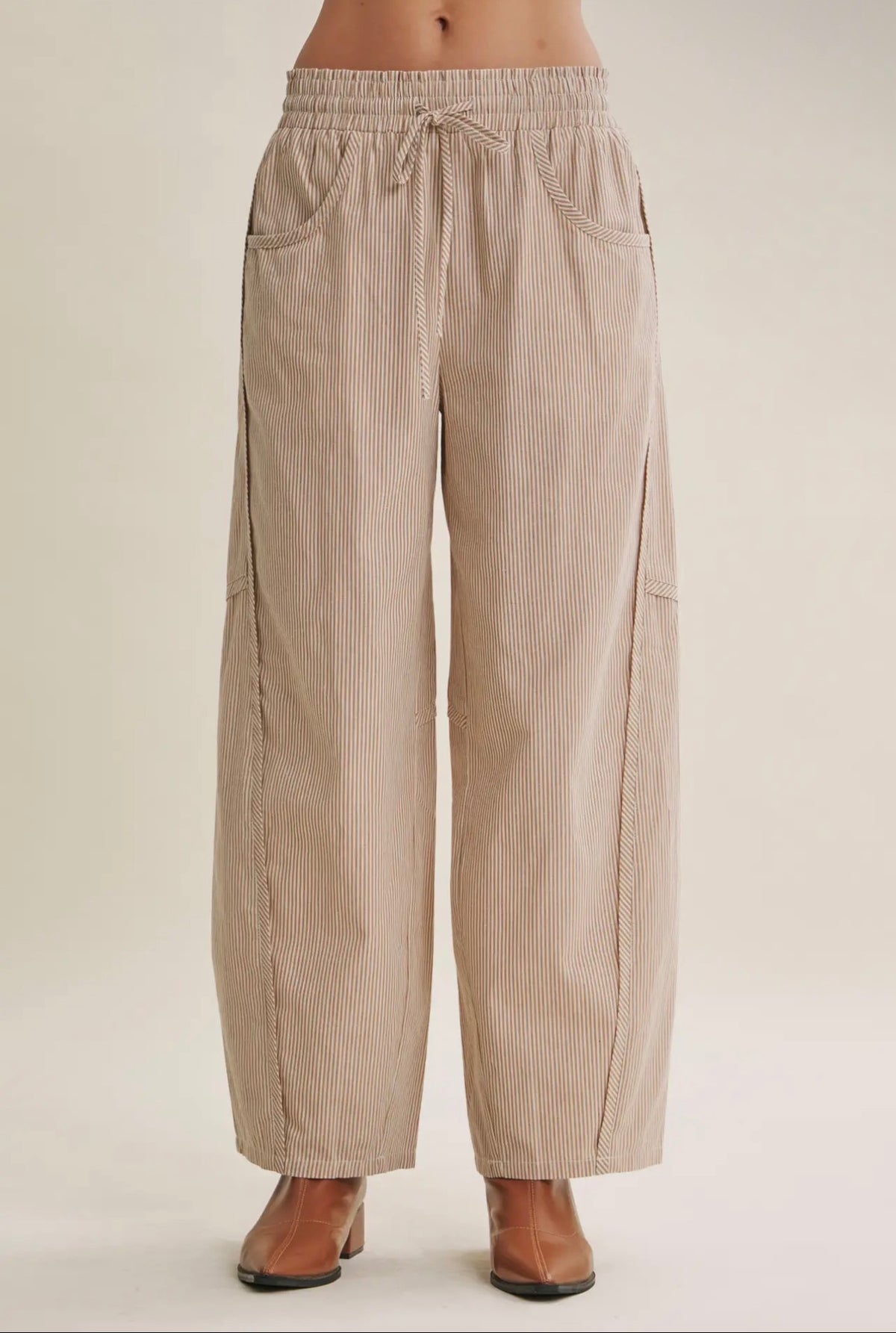 Ava Cotton Barrel Pants-Chocolate