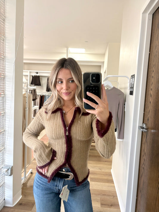 Regina Top-Tan/Wine