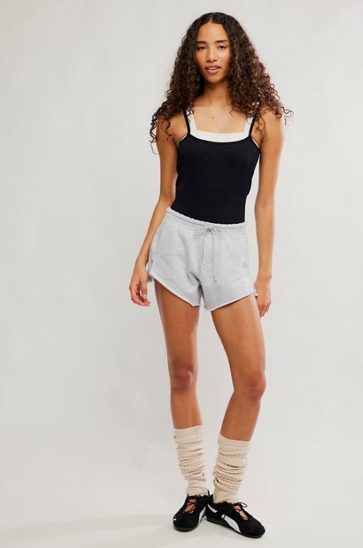 Knockout short- White Heather Gray