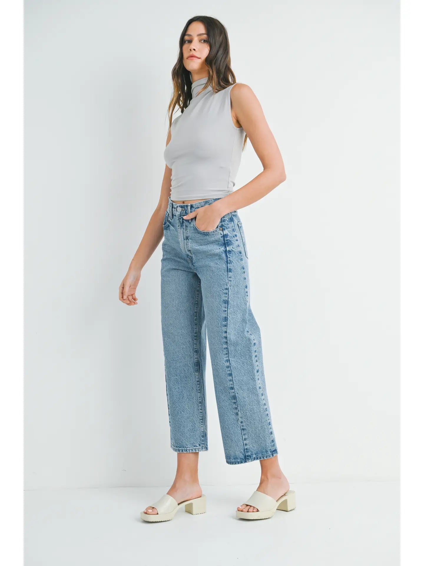 Bailey Barrel Jean Twist- Medium Wash