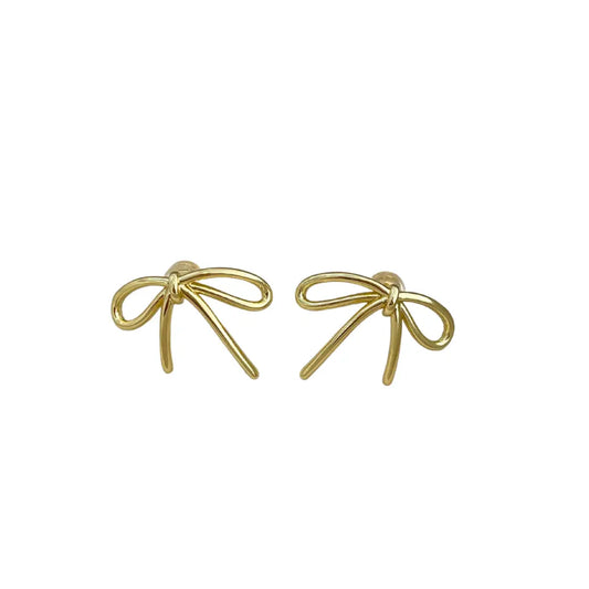 Lacie studs- Airotciv by Victoria