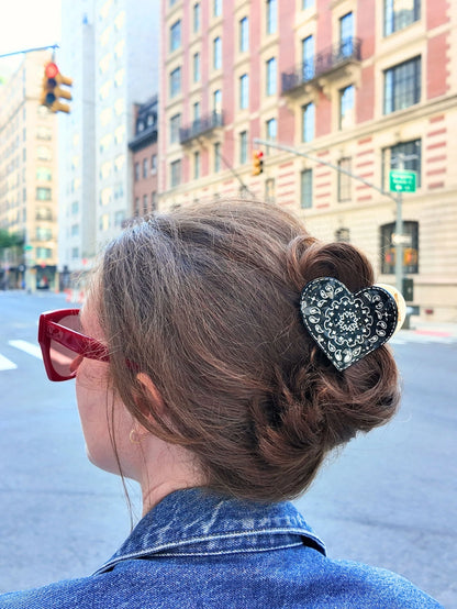 Paisley Heart Claw Clip-Black/White